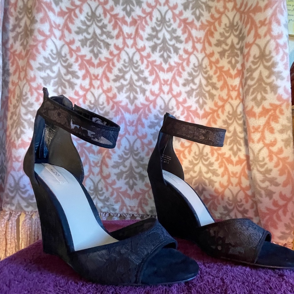 Black heels